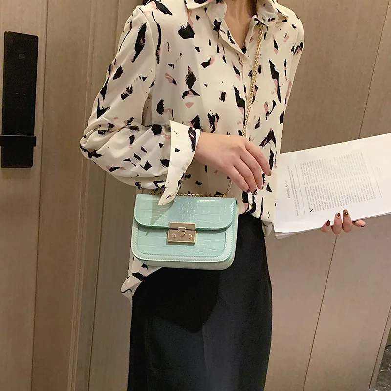Маленькая сумка через плечо в стиле ретро с крокодиловым узором для женщин 2020