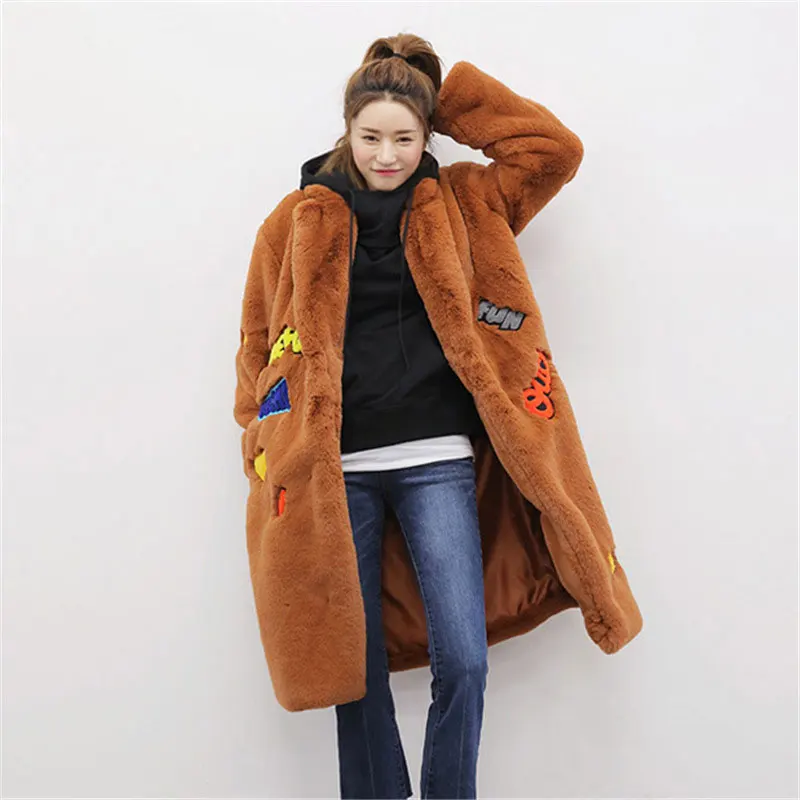 Orange Новые зимние модные пальто из искусственного меха кролика корейские женские свободные блестящие длинные пальто с рисунком улыбки Большие размеры меховые куртки пальто - Цвет: Orange