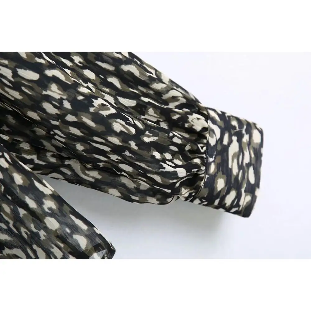 

2020 New Women Blouse Animal Printed Long Sleeves Lapel Collar Blouse Tops Vintage Female Shirts Femme Mujer Blouse blusas