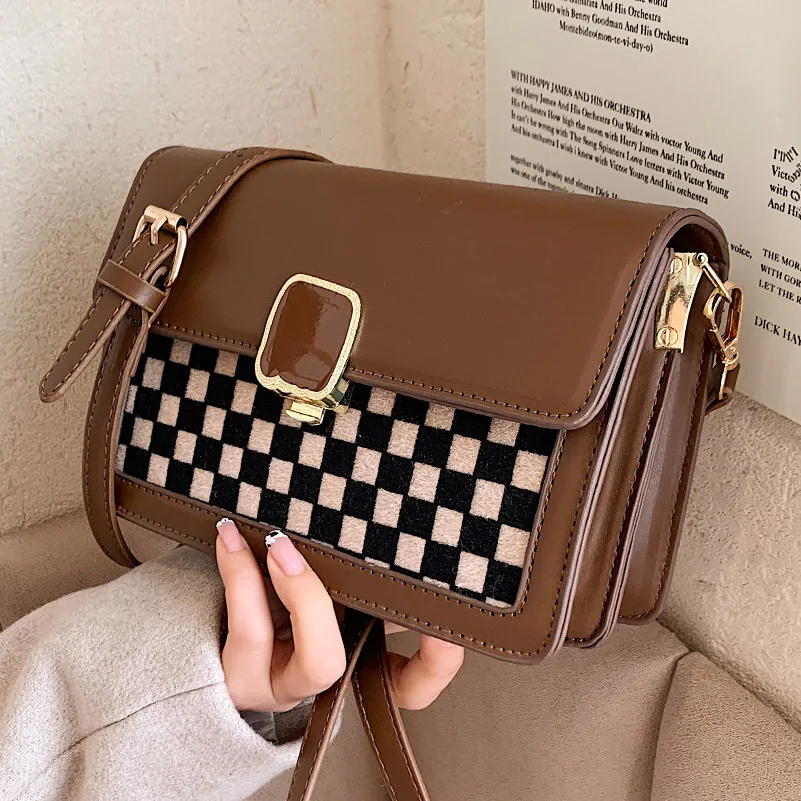 

Ins Chic Retro Small Square Bag Fashion Casual Shoulder Bag Messenger Bag Summer Spring New Ladies Crossbody Bag Purse 2022