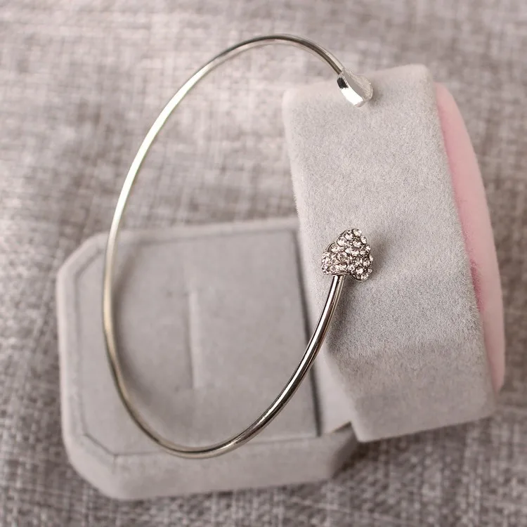 Модные браслеты с кристаллами в форме сердца женские из сплава серебряный цвет