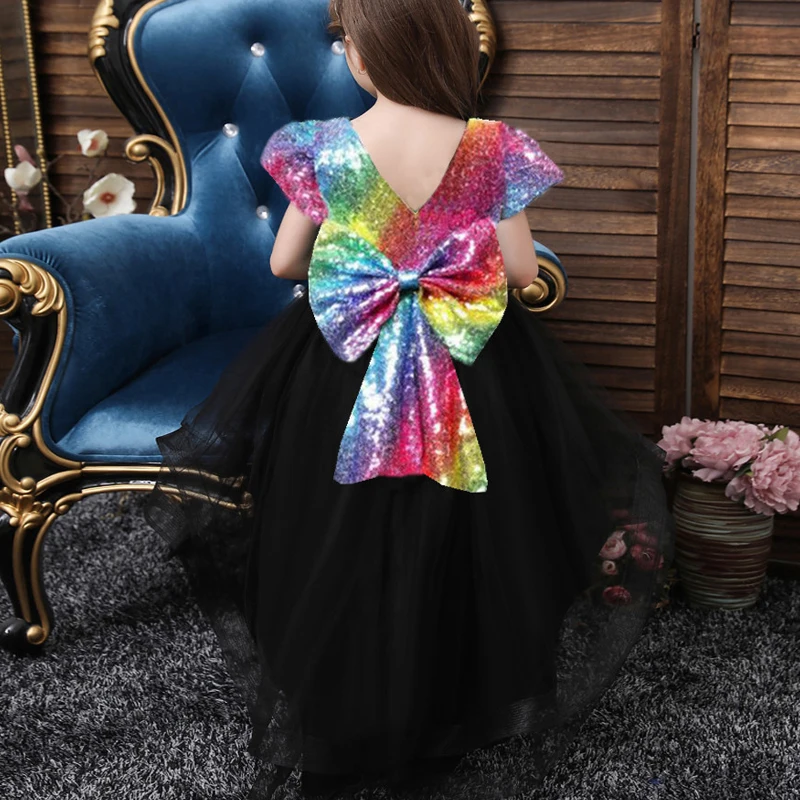 Детское бальное платье с V-образным вырезом и бантом на спине