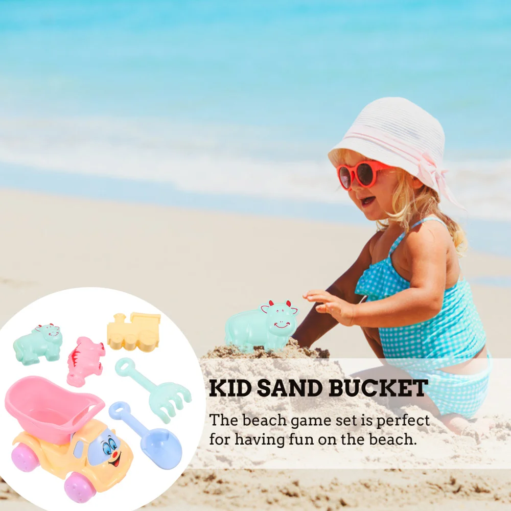

1 Set 6Pcs Outdoor Beach Car Shaped Bucket Toys Set Sand Toys Set (Random Color)