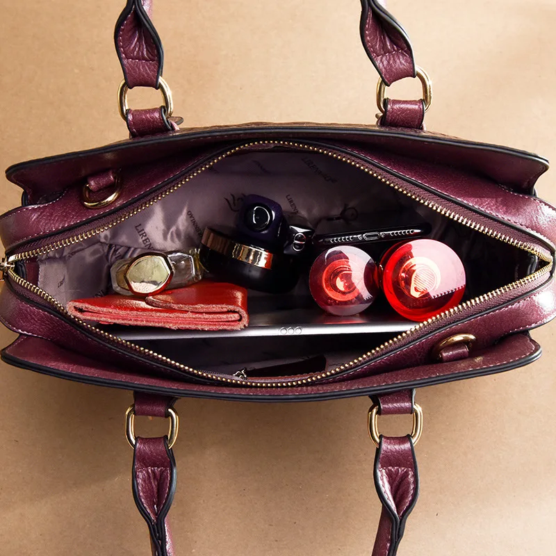 

Women's Handbags