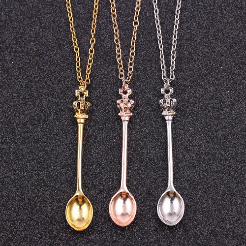 

Fashion Charm Tiny Tea Spoon Shape Pendant Necklace With Crown For Women 3 Color Creative Mini Long Link Jewelry