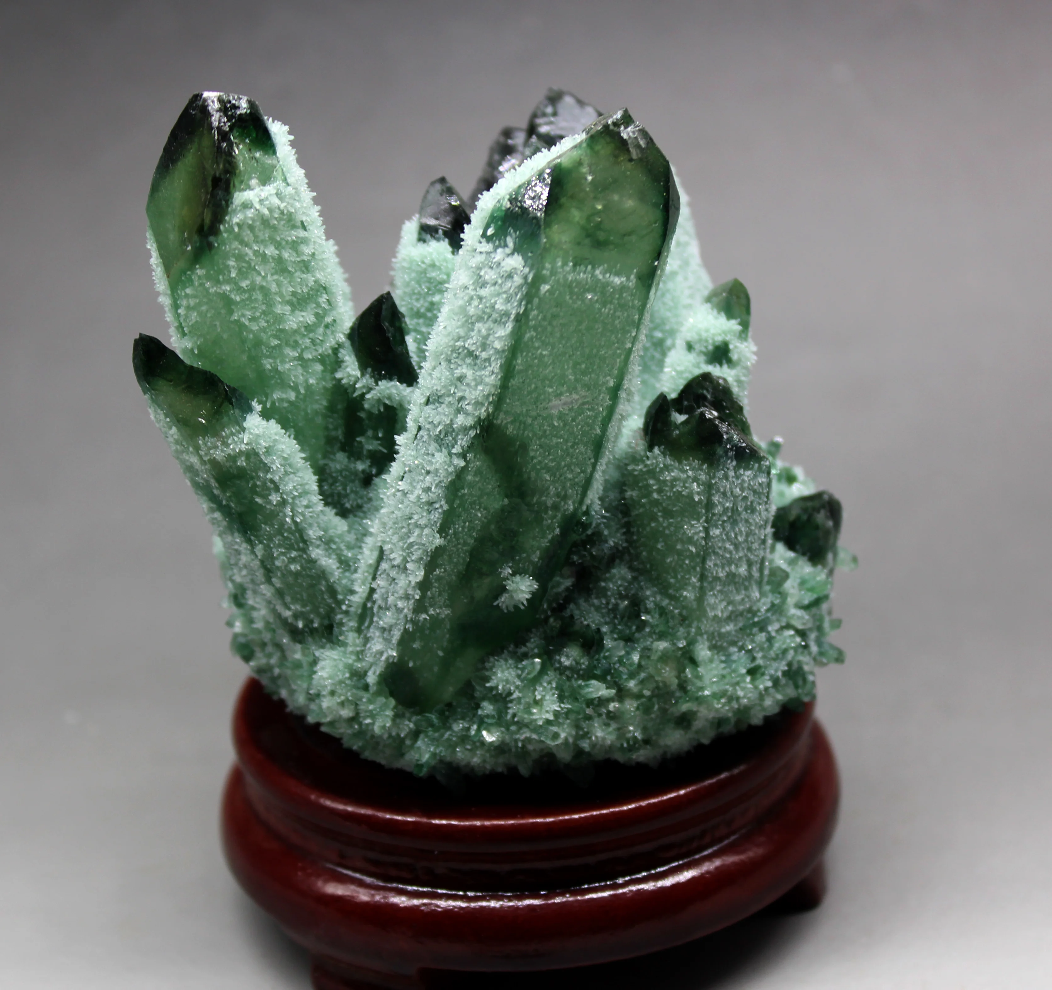 544 г натуральный зеленый Ghost Phantom Quartz Кристалл кластер кристаллы и камни лечебные