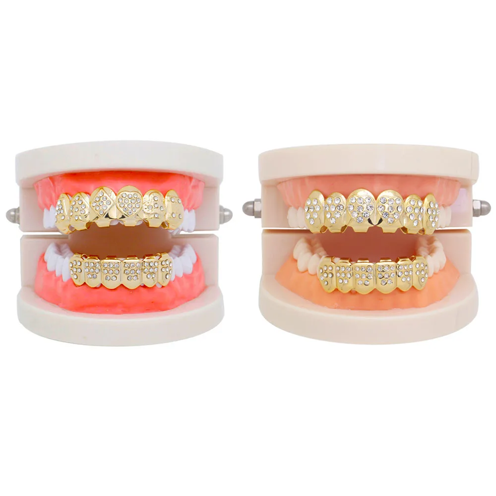 

2 Sets/pack Punk Poker Heart Shape CZ Gold Grillz Crystal Teeth Grills Caps Set For Men Women Bling Dental Tooth Jewelry Gift
