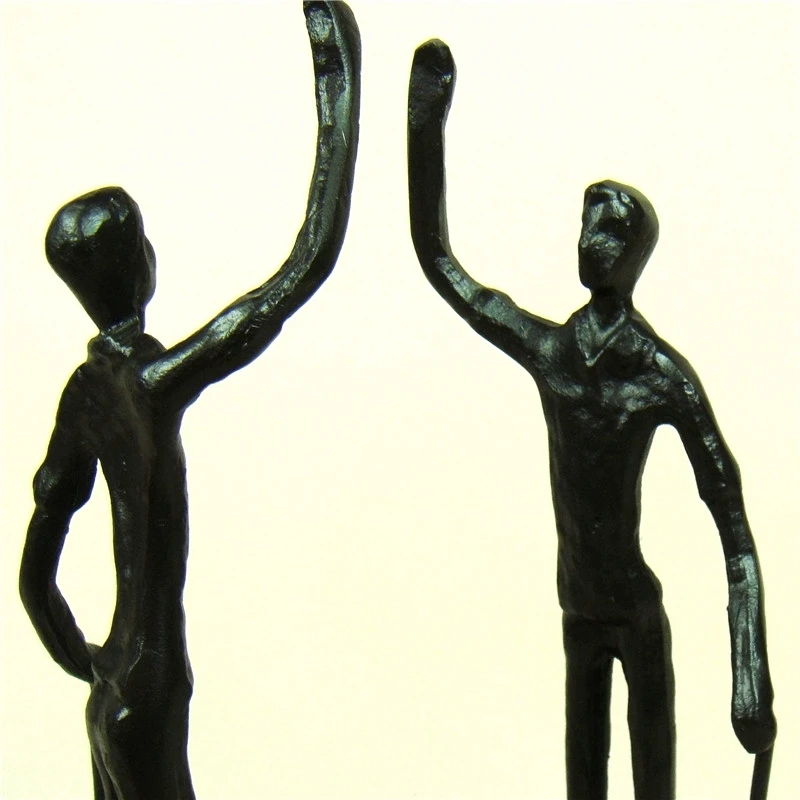 Литейное железо для гольфа персонаж скульптура абстрактный стиль металлический