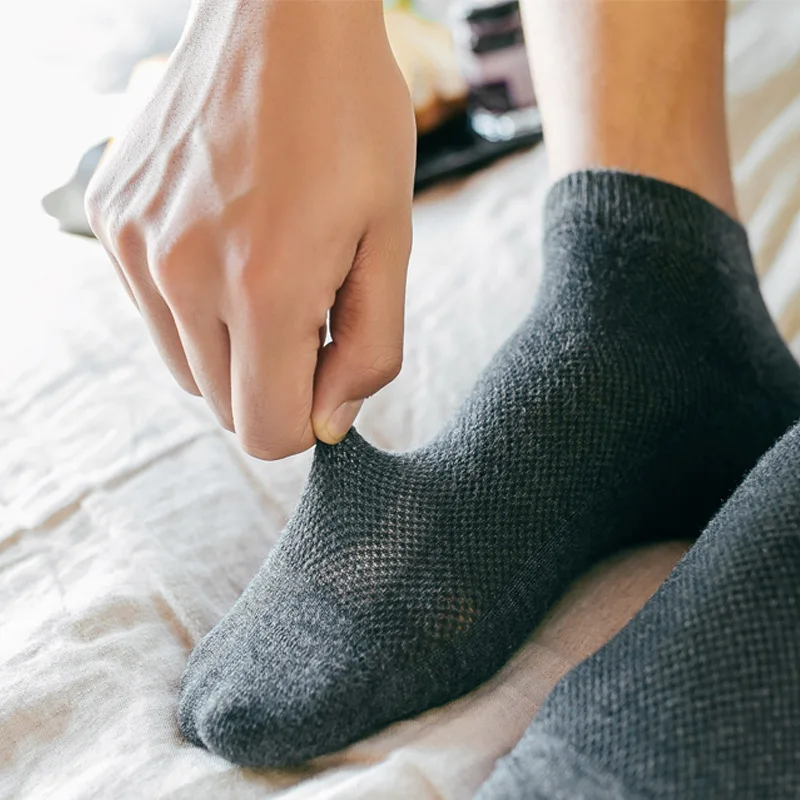 

10 Pairs Explosion Men's Cotton Socks Pure Color Shallow Mouth Invisible Mesh Spring And Summer Thin Boat Socks Male Short Tube