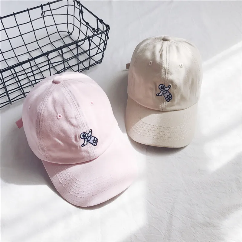 

Unisex Fashion Dad Hat Emberoidery Astronaut Baseball Cap 3 colors Available Good Quality Snapback Hats czapki z daszkiem