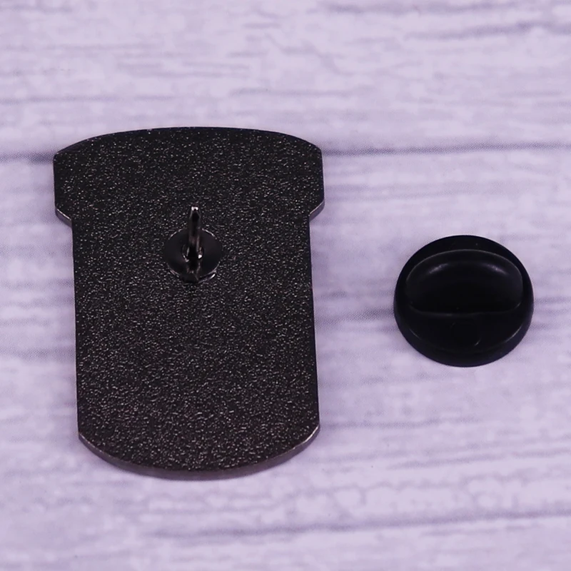 Sass брошь в виде планшета Феминистская эмалированная булавка