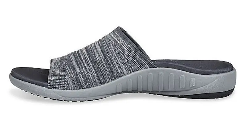 

2021 Women Slippers Summer Comfortable Ladies Flat Shoes Solid Color Lightweight Knitted Beach Slides Non Slip Home Slippers