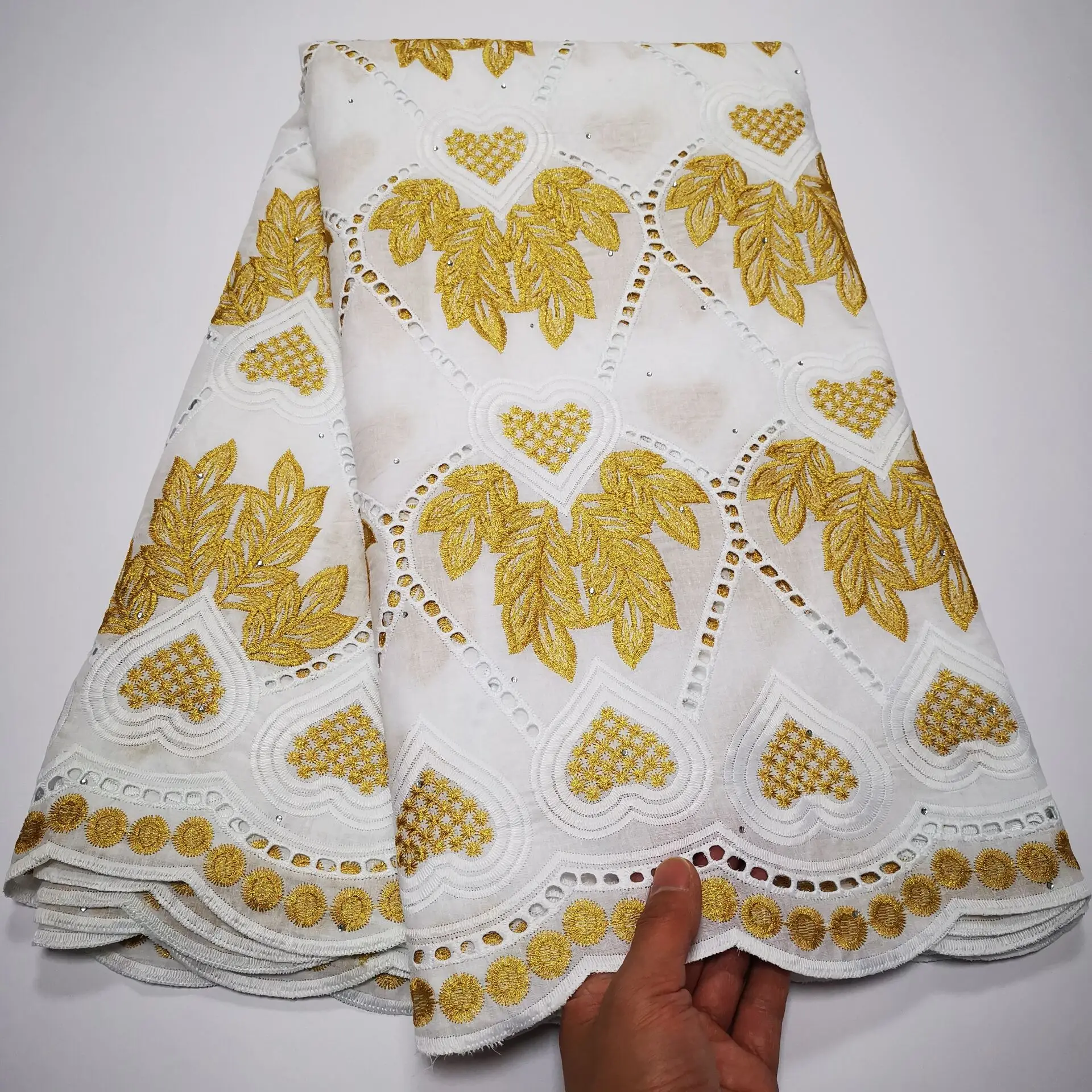 

2022 Swiss Voile Lace Fabric Cotton African Lace Fabric Embroidery For Women Dress 5Yards