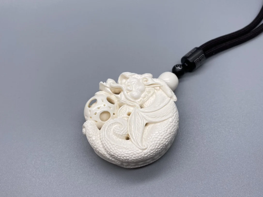 

Mammoth ivory pendant brand safe buckle, brave dragon horse hollow out wishful dragon and phoenix beads finely carved lucky