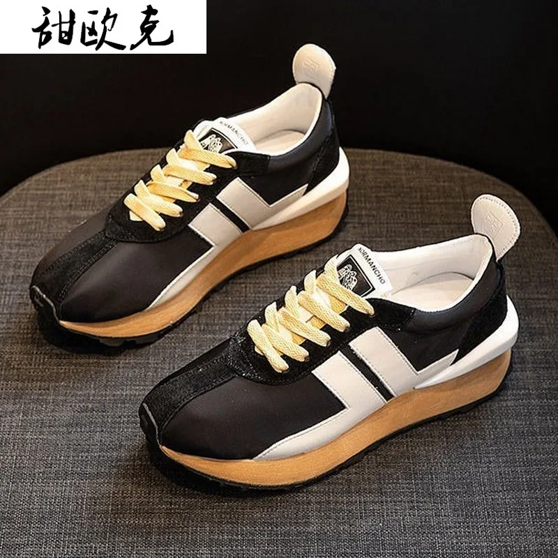 

2021 Spring New Woman Casual Shoes Platform Lace-up Fashion Woman Comfortable Walking Trifle Bottom Woman Sneaker Soft Bottom