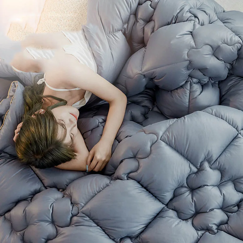 Утепленное одеяло на весну осень зиму теплое для дома и общежития комфортное