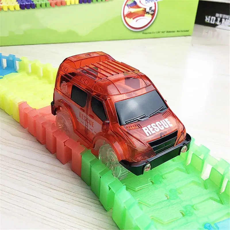 

Light Up Toy Car Track Accessories Racing Car with 5 Flashing LED Lights Compatible with Most Tracks BX0D