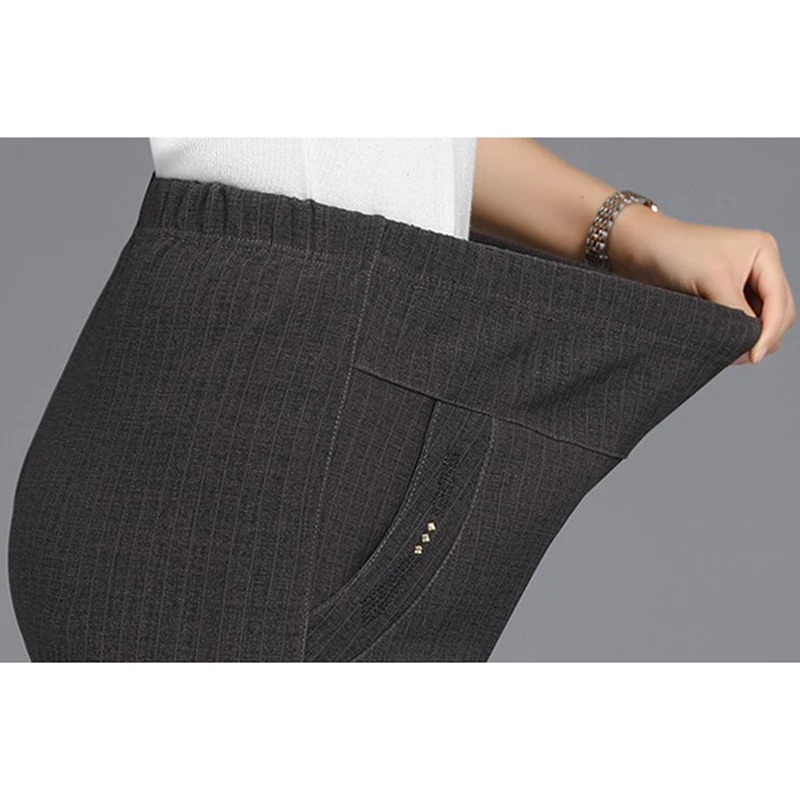 Женские брюки среднего и пожилого возраста на осень зиму с высокой эластичной
