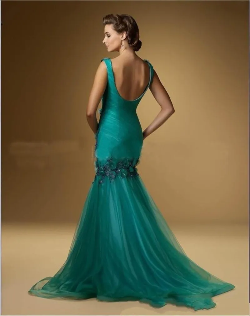 2019 New Elegant V-Neck Lace Mother of the Bride Dresses Sleeveless Backless Mermaid Evening Vestido mae da noiva |
