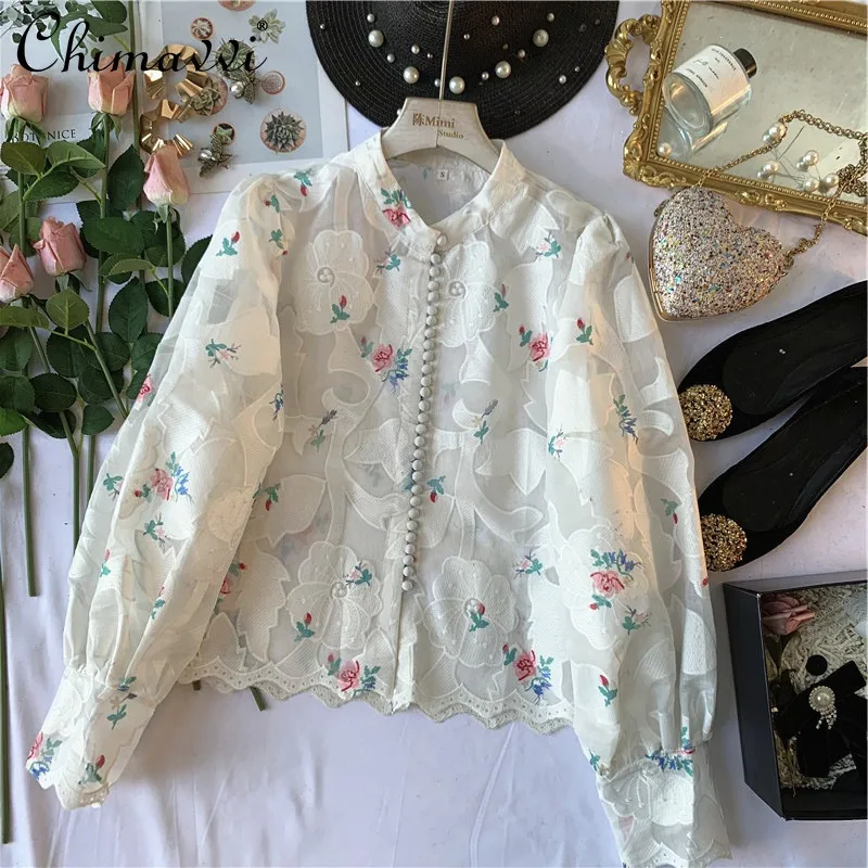 

Shirts & Blouses