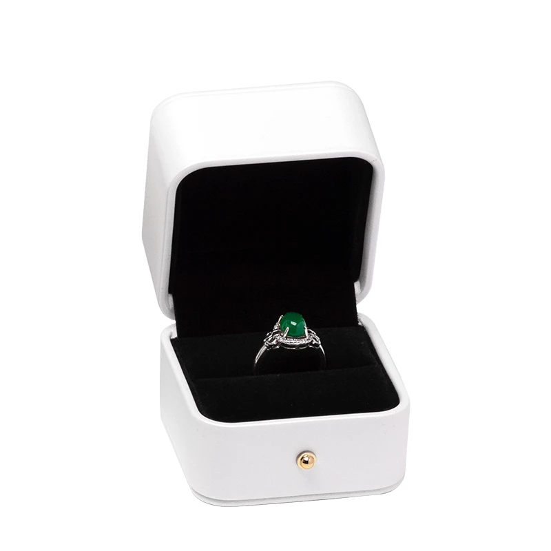 

Коробка для украшений, кольца и ожерелья, из белой искусственной кожи