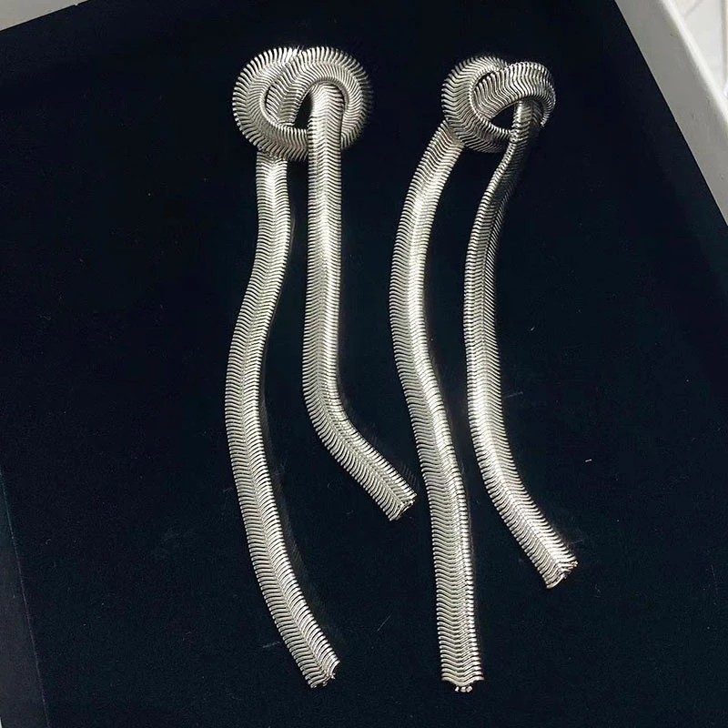 

GSOLD Exaggerated Thick Flat Snake Chain Earrings In Silver Geometric Metal Knotted Dangle Tassel Earrings Punk Women Jewelry