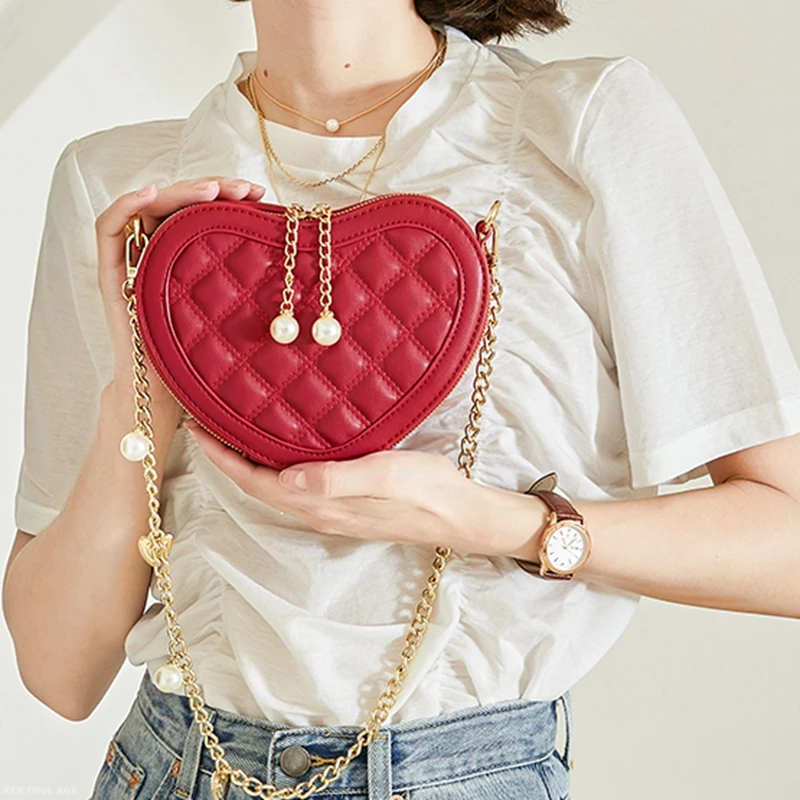 

2020 New Fashion Rhomboid Pearl Gold Chain Burgundy Red And Black Mini Heart Fairy Lolita Bag