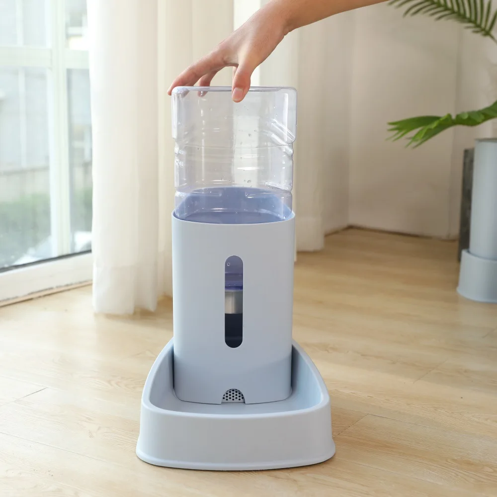 Автоматическая поилка для домашних животных питьевой фонтан вместительный