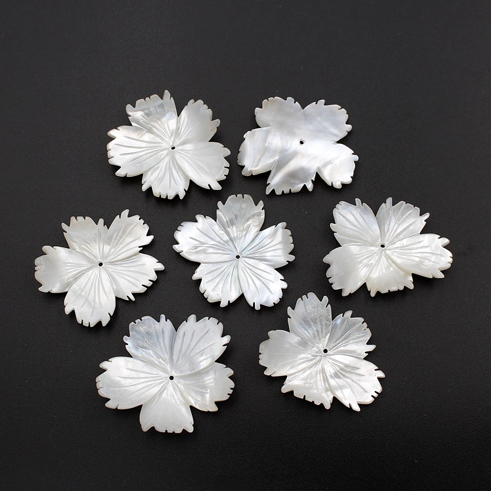 (10 шт./лот) Новые резные швабры белый корпус просверленные бусины Цветок Кулон