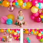 Красочные воздушные шары Дети день рождения торт разбивать фон для фотосъемки розовый сплошной цвет милая девушка портрет Фон фотографии