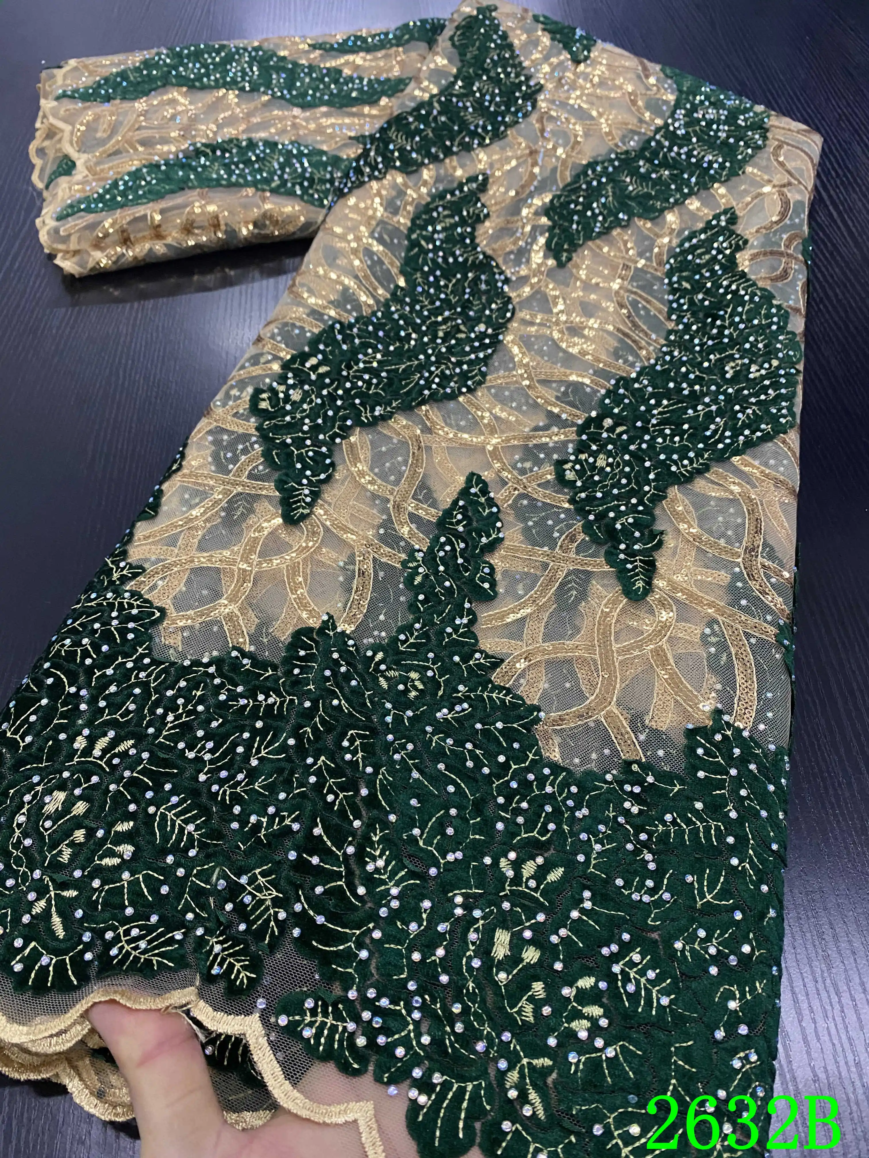 

2020 High Quality African Sequins Lace Fabric French Net Embroidery Tulle Lace Fabric For Nigerian Wedding Party Dress AMY2632B