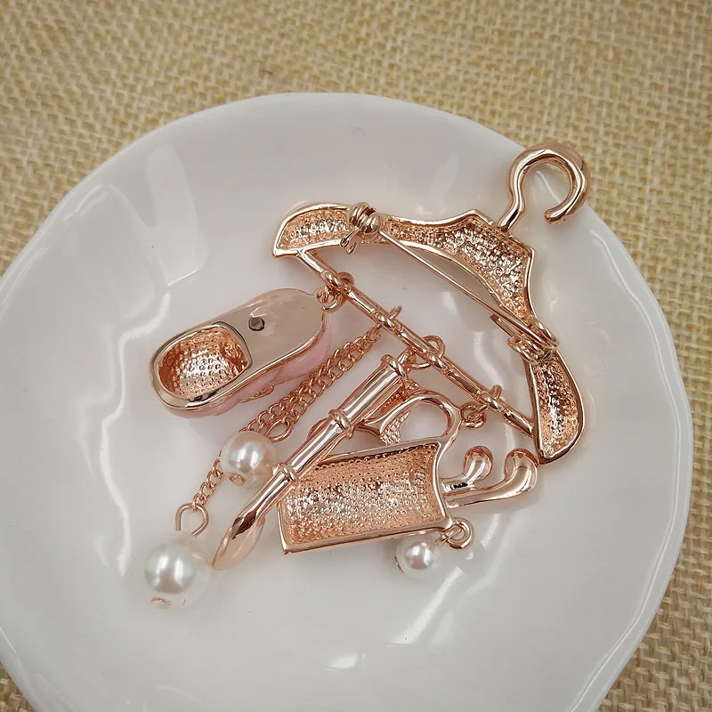 

YoungTulip Cute Pink Hanger shape Brooches for Women Enamel Brooch Fashion Jewelry creative coat dress coat Brooches gifts
