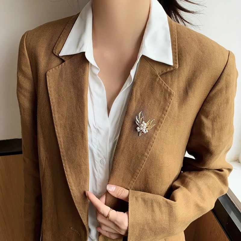 Модная элегантная жемчужная брошь с листьями дизайнерская индивидуальная