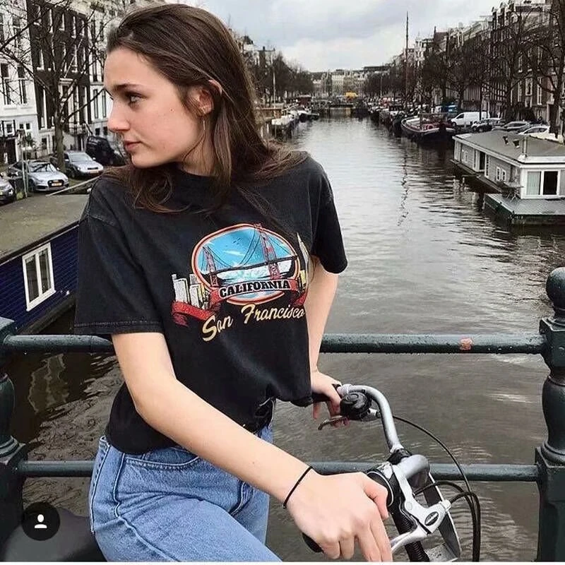 Boho Queens " женская футболка с коротким рукавом и изображением укороченная в стиле