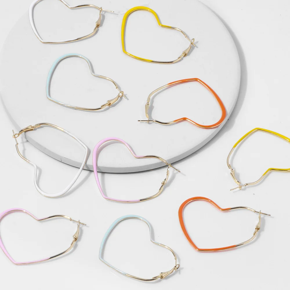 

Simple Big Heart Earrings Trendy Romantic Love Heart Piercing Hoop Earings for Women Colorful Metal Statement Dangle Earring