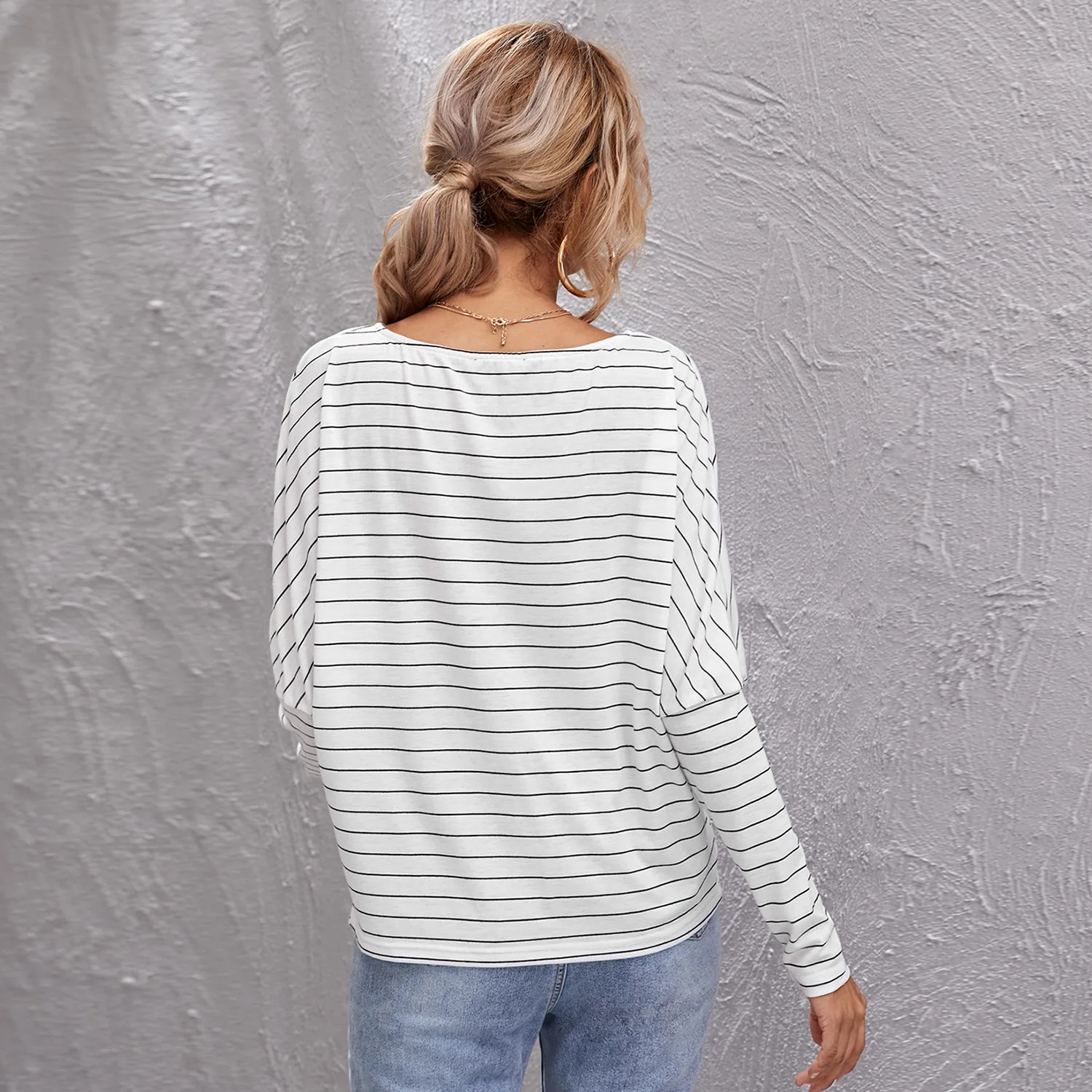 

O-Neck Long Sleeve Striped Print Loose Women T Shirt Autumn Casual Black Street Clothing Ladies Tops Fashion Pullovers Tees 2021