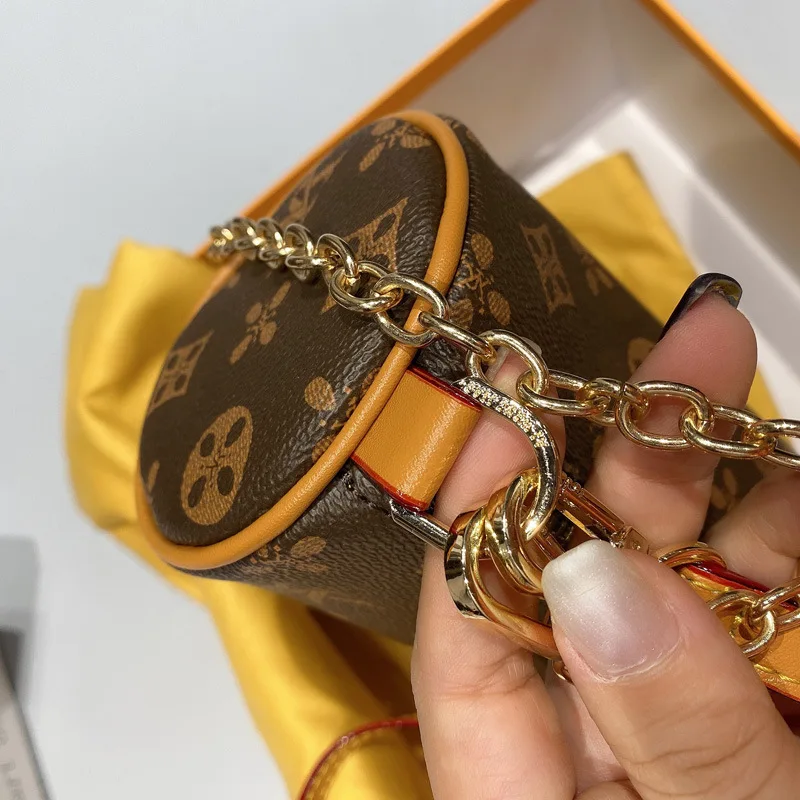 

2021 New Fashion Women Small Bucket Bag Female Shoulder Messenger Chain Bags Ladies Fashionable Party Purses and Handbags Bolsa