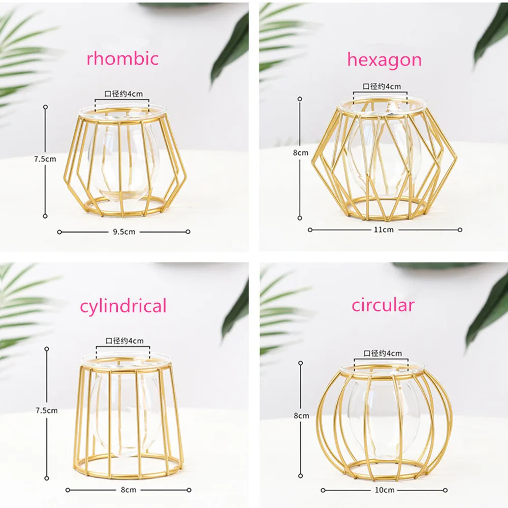 Ваза для цветов в скандинавском стиле с золотыми и черными стеклянными