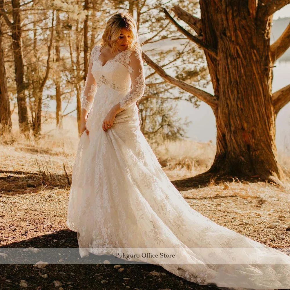 

Plus Size Lace Country Wedding Dresses 2021 New Court Train Beaded V-Neck 3/4 Long Sleeves A-Line Bridal Gowns Vestido De Novia