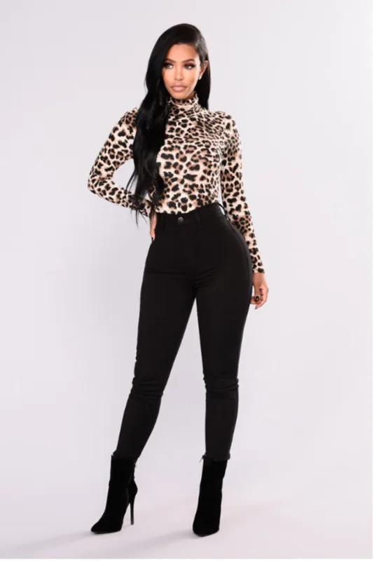 

Brown Highstreet Office Lady High Neck Leopard Print Fitted Pullovers Long Sleeve Top Tee 2019 Autumn Casual Women T-shirt