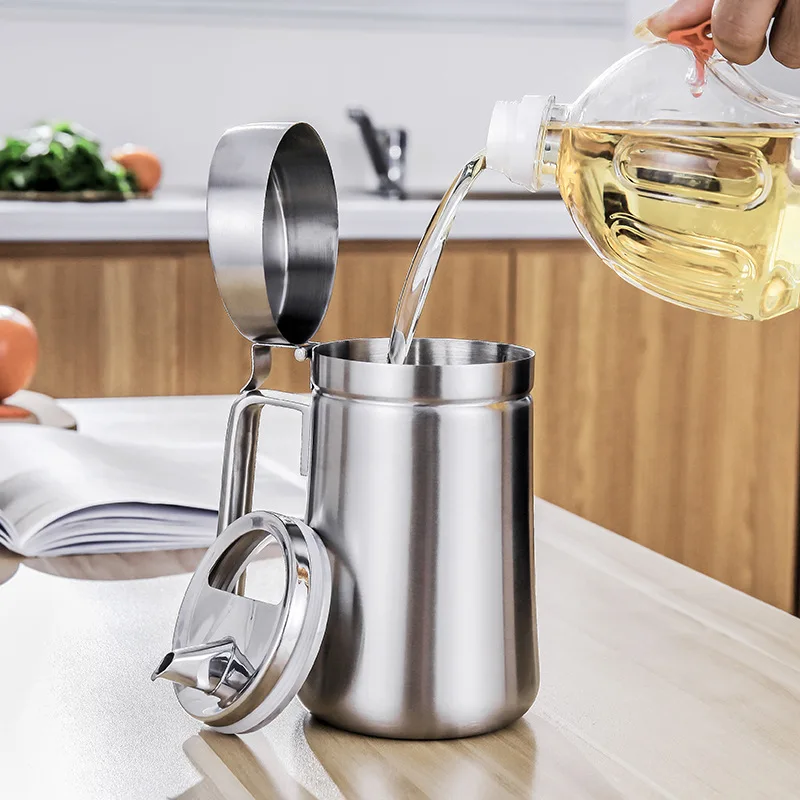 

550/1000ML Kitchen Oil Bottle 304 Stainless Steel Leak-proof Oil Storage Bottle Dispenser Gravy Boats