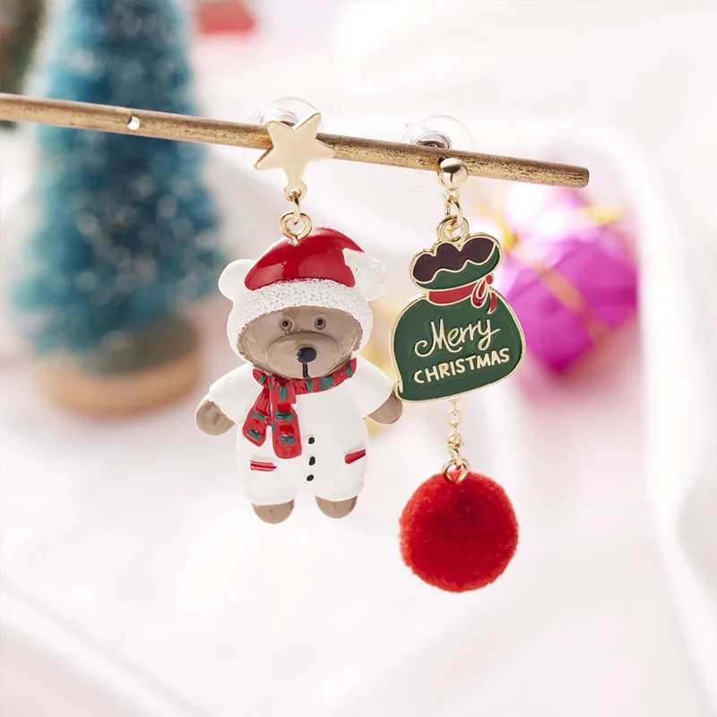 

Asymmetrical Star Bear Irregular Plush Ball Drop Earrings For Women Christmas Fashion Cute Santa Clause Deer Earring Jewelry