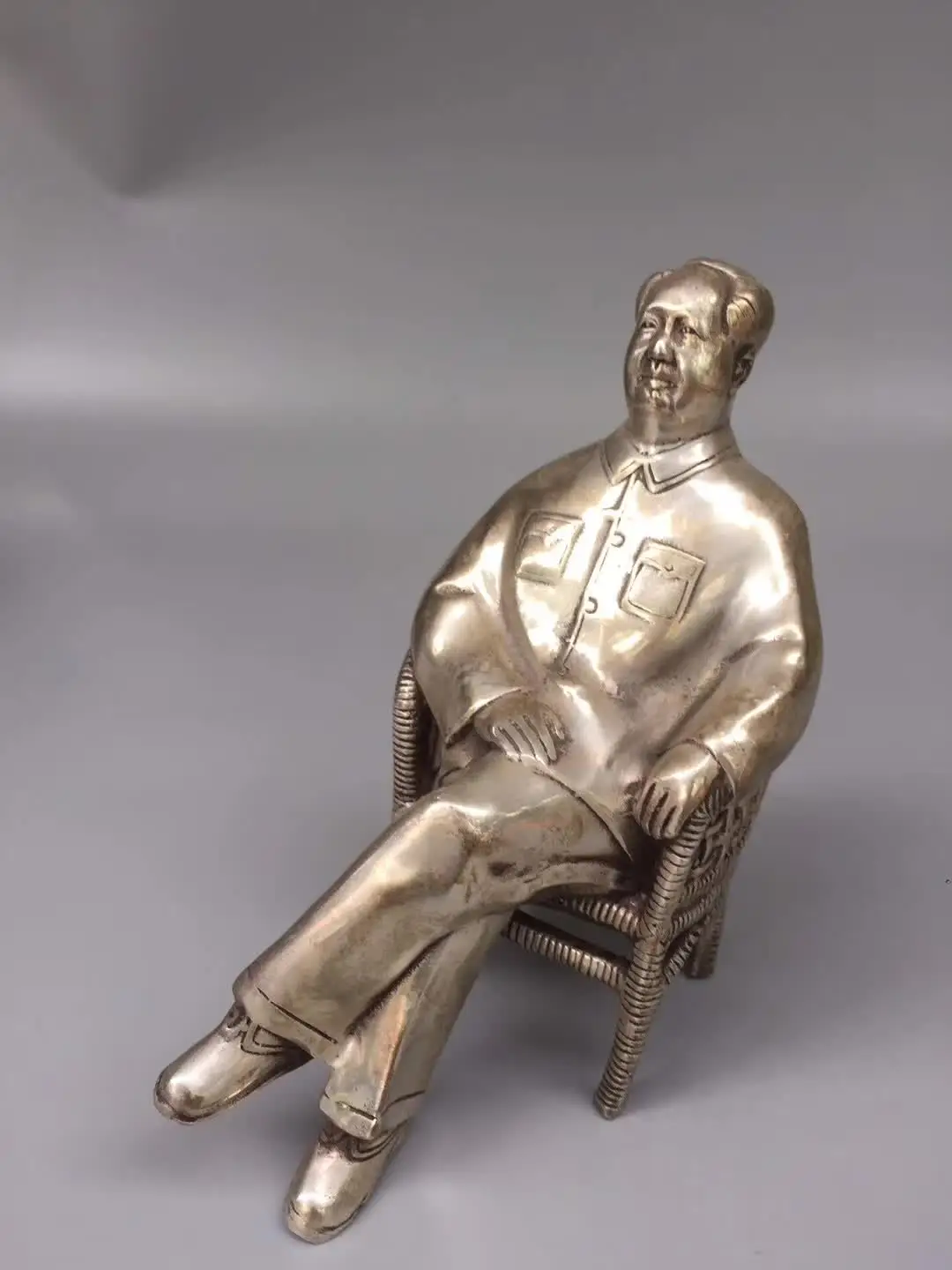 

Collection Chinese Tibetan Silver Sculpture Great Leader Chairman Mao Zedong Statue Figure Sculpture Home Decoration Crafts