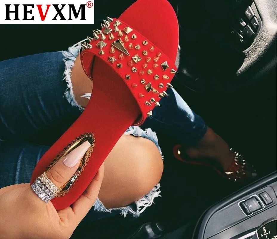 

Women Rivet Slippers Flat Casual Ladies Slides Open Toe Outside Metal Decoration Soft Beach Shoes Summer Female Footwear
