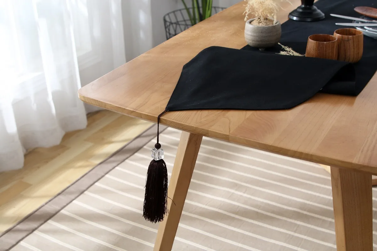 

Table runner tablecloth solid color tassel table runner wedding party light luxury decoration table runner home decoration