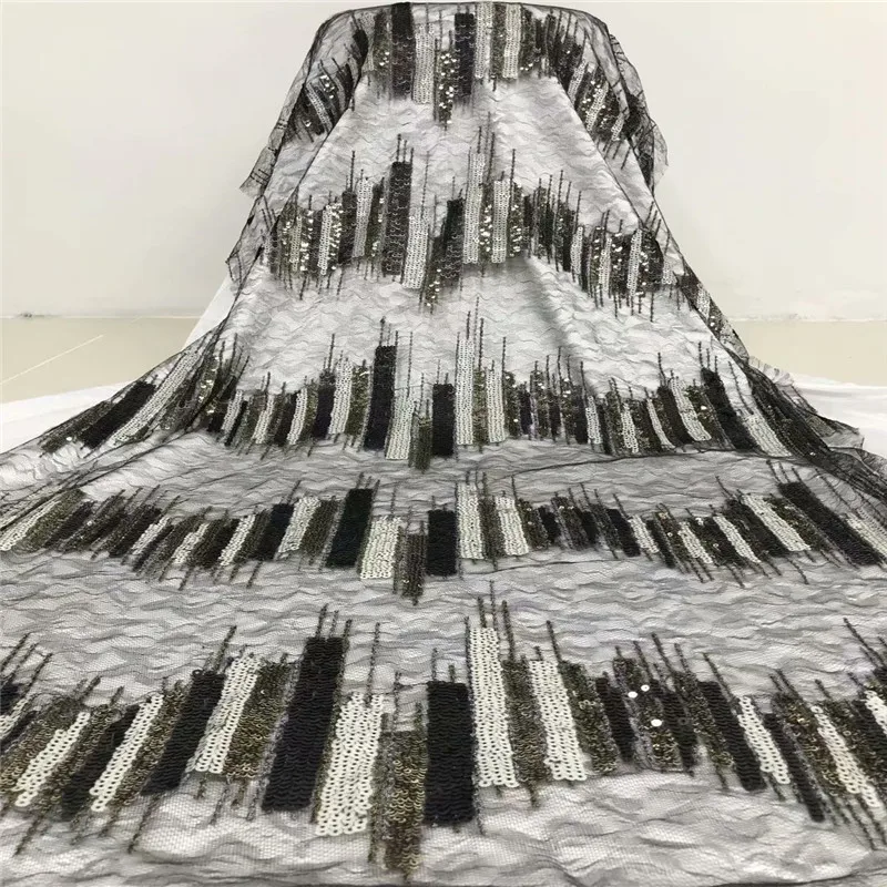 

Latest Nigerian lace fabric 2020 high quality lace tulle African lace fabric wedding French tulle lace material dress J66-890