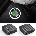 Автомобильный логотип, беспроводной светодиодный дверной светильник для Skoda Octavia A5 Superb old Febia Roomster 2013 2005-2008 rapid Roomster Kodiaq