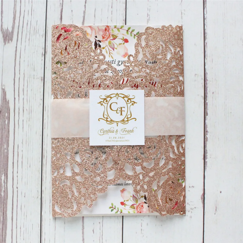 

Glittery Invitation Wedding Decorative Card With Transparent Belly Band Customized Text Printing Multi Colors 50 Sets