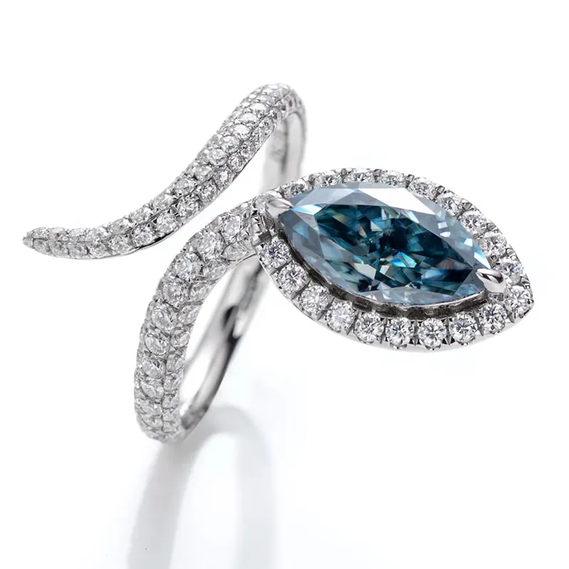 

Кольцо с муассанитом женское, из серебра 925 пробы