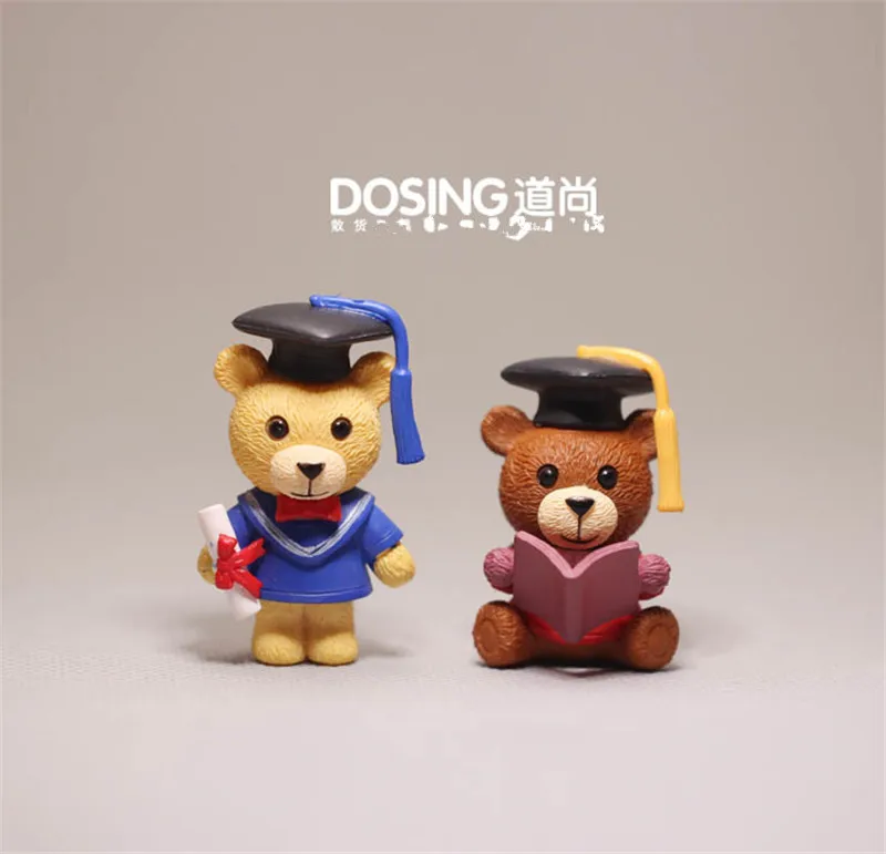 

30piece 4.5cm/5cm university cute bear action figures Graduated bear Cartoon figures model ornaments toys